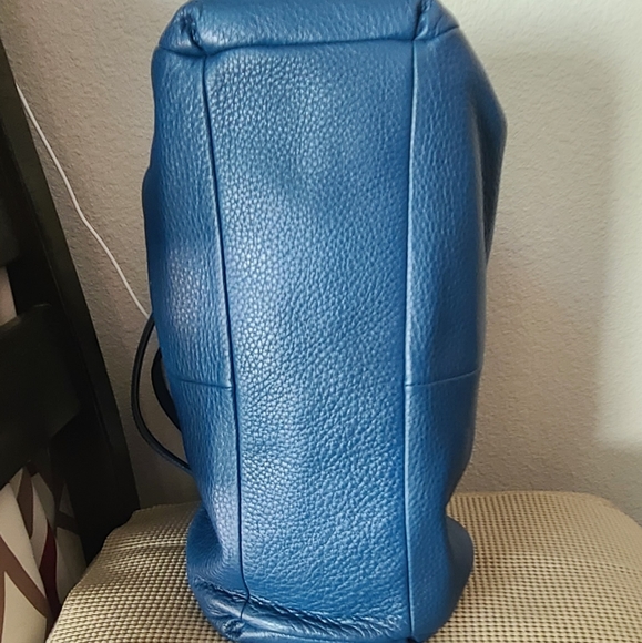 Coach Blue Pebbled Leather Bag - Picture 3 of 10